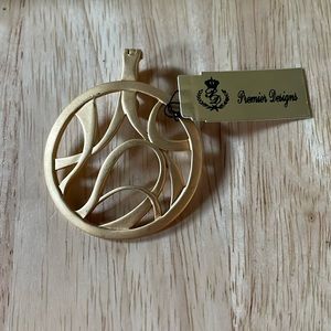 Vintage Never worn brushed gold clip on to any chain pendant.